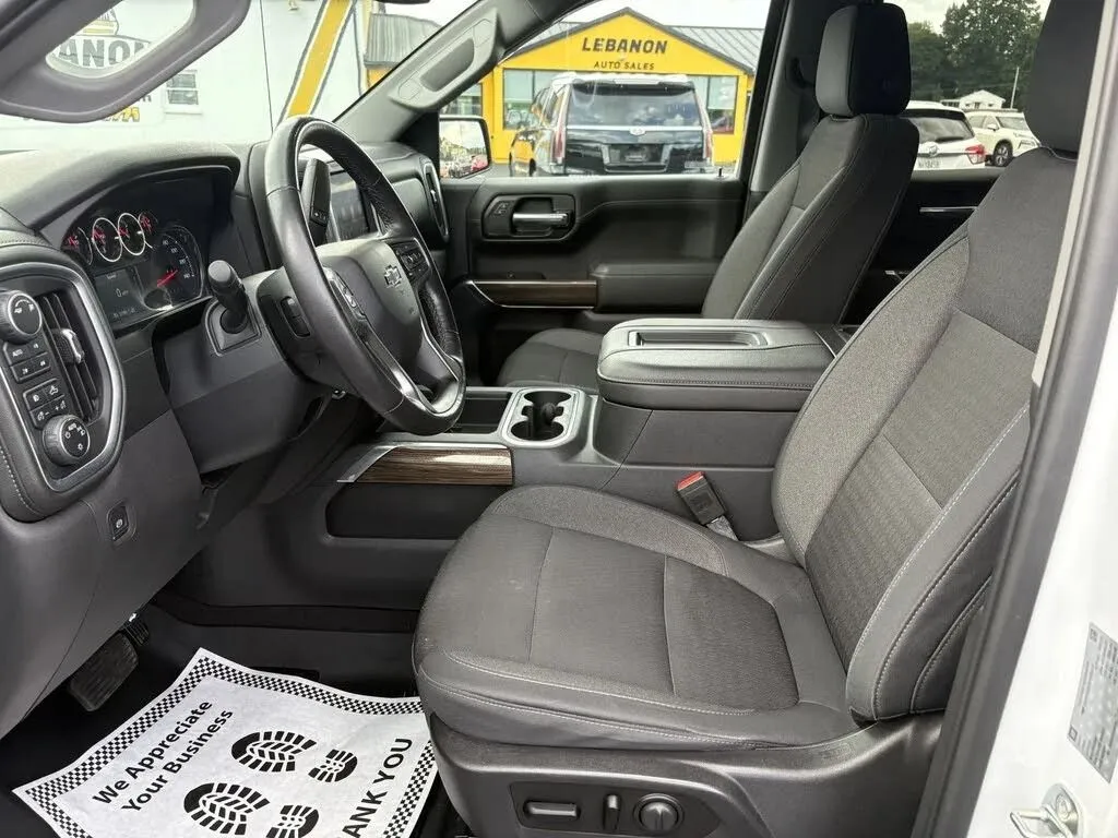 Chevrolet Silverado photo 29