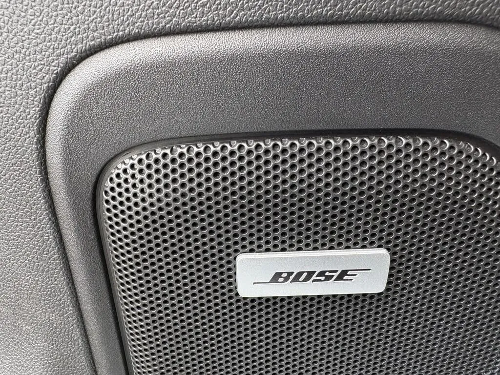 Chevrolet Silverado photo 27
