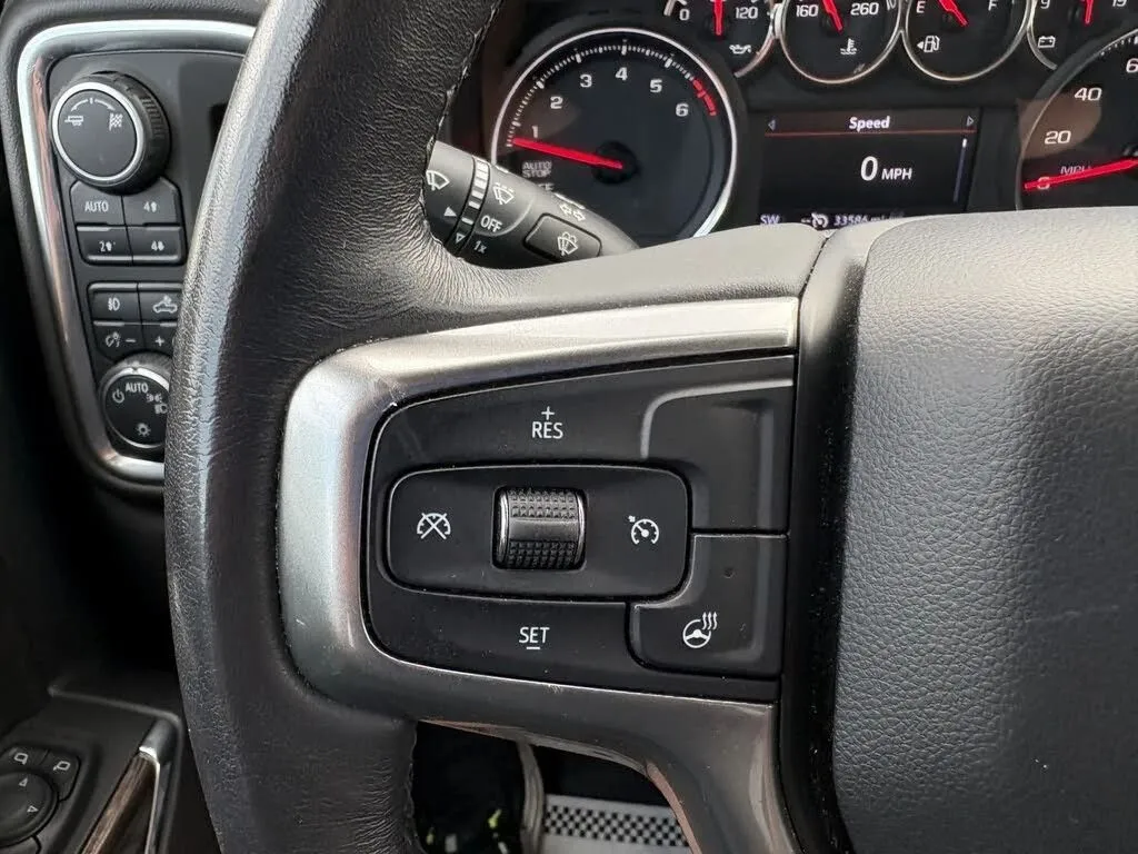 Chevrolet Silverado photo 15