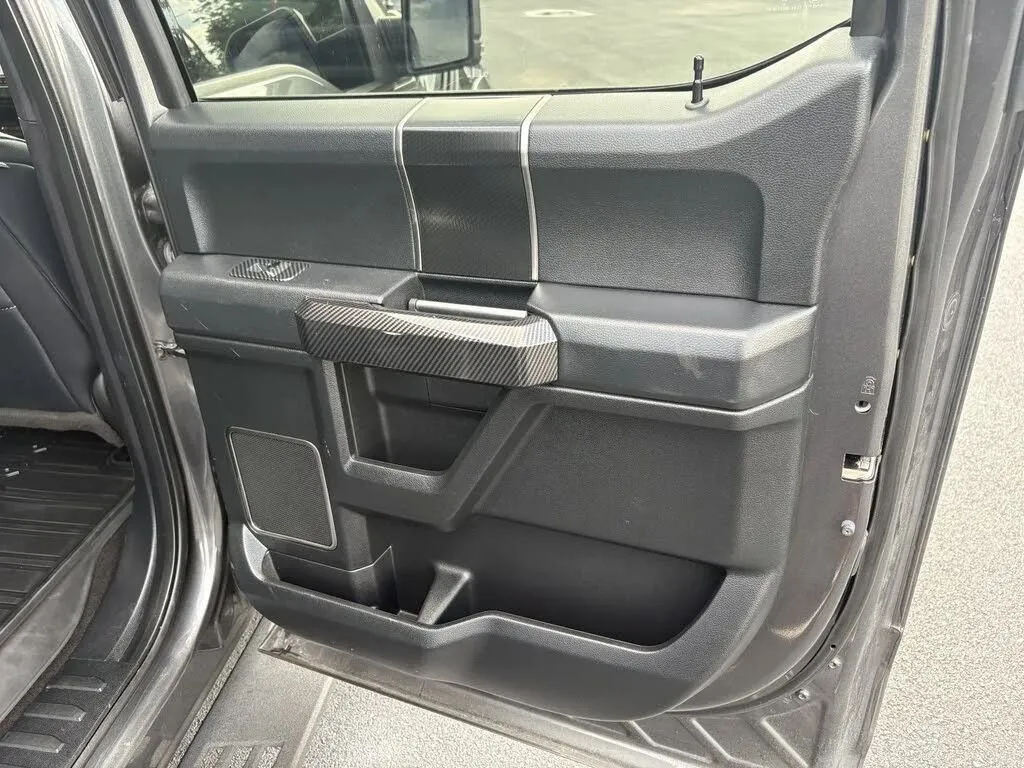 Ford F-150 photo 40
