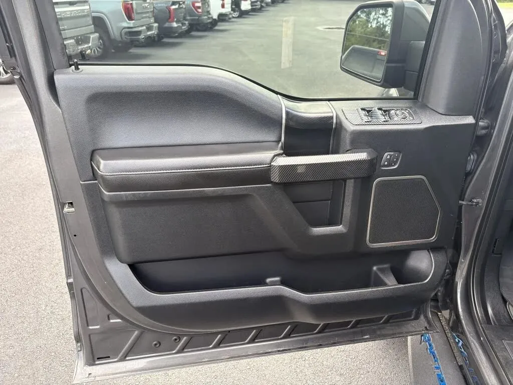 Ford F-150 photo 35