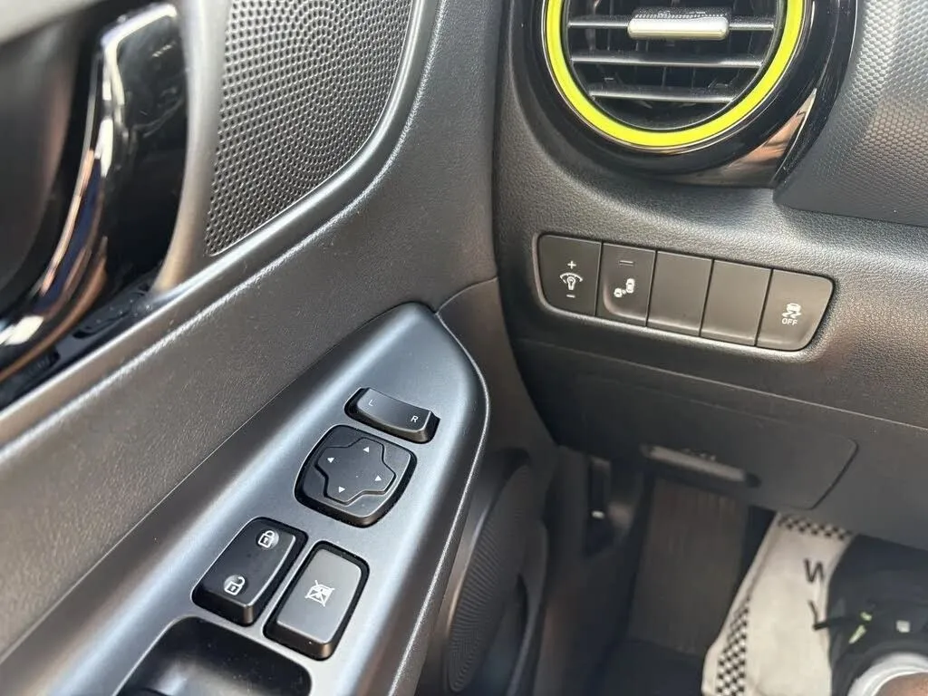 Hyundai Kona photo 22