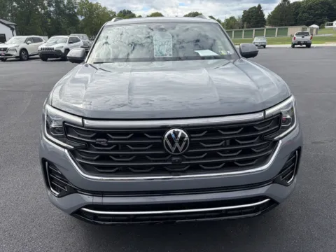 Another view of 2024 Volkswagen Atlas Cross Sport SEL Premium R-Line 4Motion for sale in Lebanon, PA at Lebanon Auto Sales