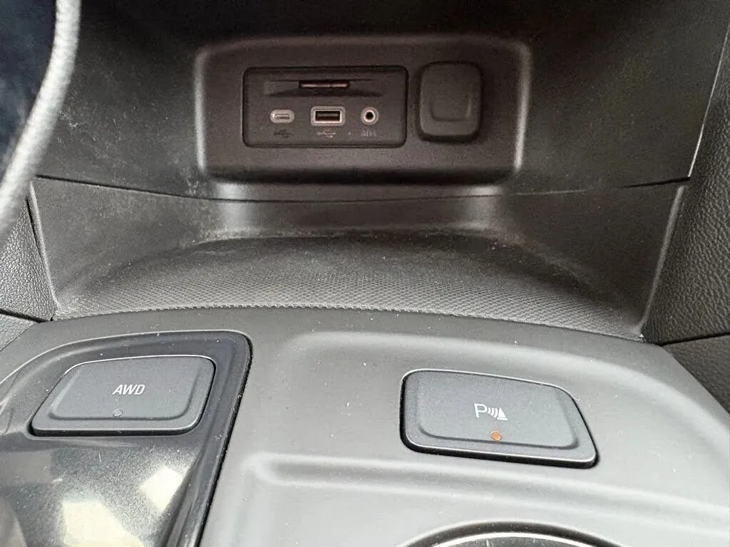 Chevrolet Equinox photo 21