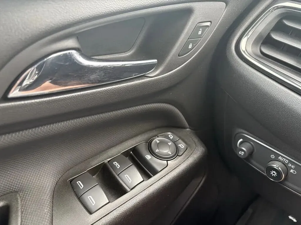 Chevrolet Equinox photo 28