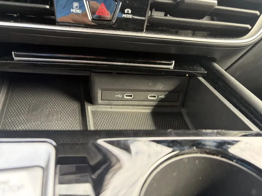 Volkswagen Atlas Cross Sport photo 45