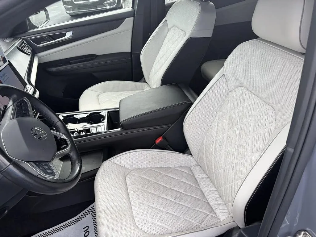 Volkswagen Atlas Cross Sport photo 19