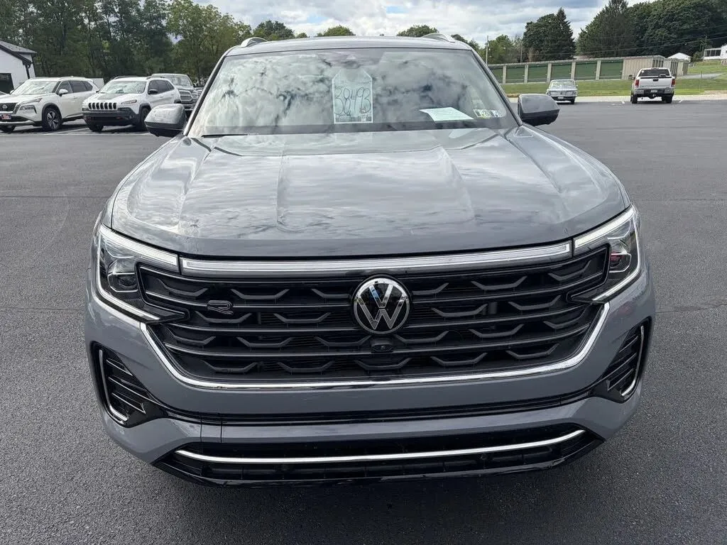 Volkswagen Atlas Cross Sport photo 2