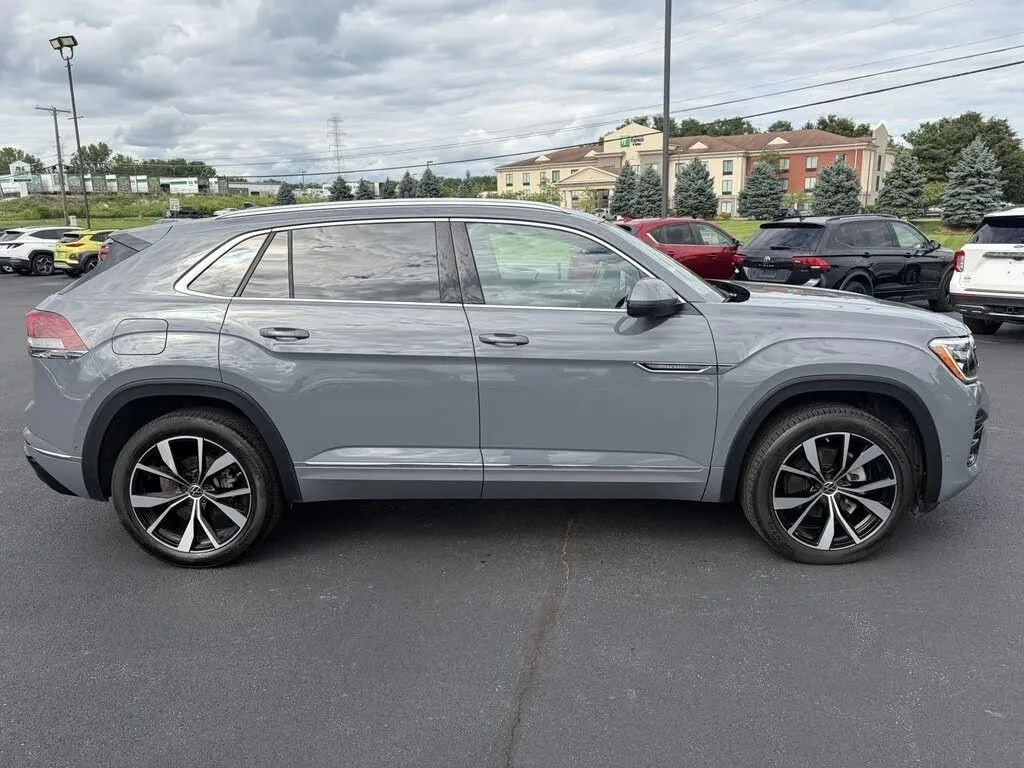 Volkswagen Atlas Cross Sport photo 8