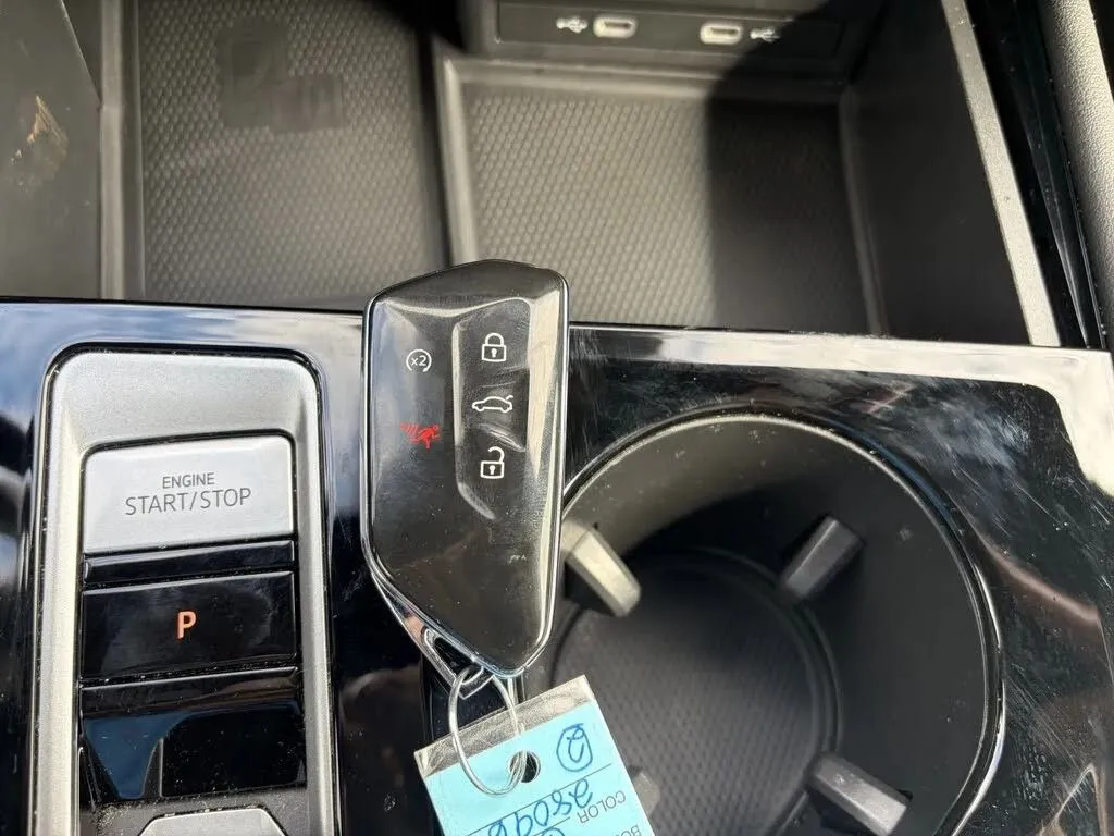 Volkswagen Atlas Cross Sport photo 47