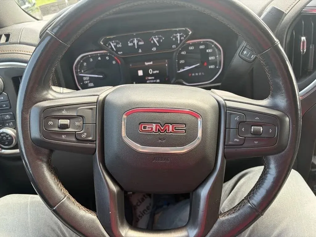 GMC Sierra photo 27