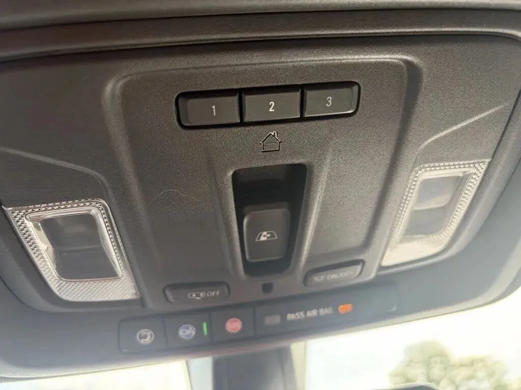 GMC Sierra photo 45