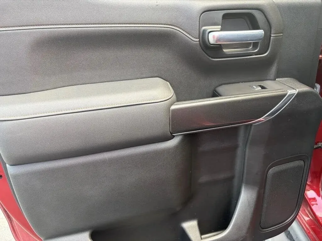 GMC Sierra photo 19