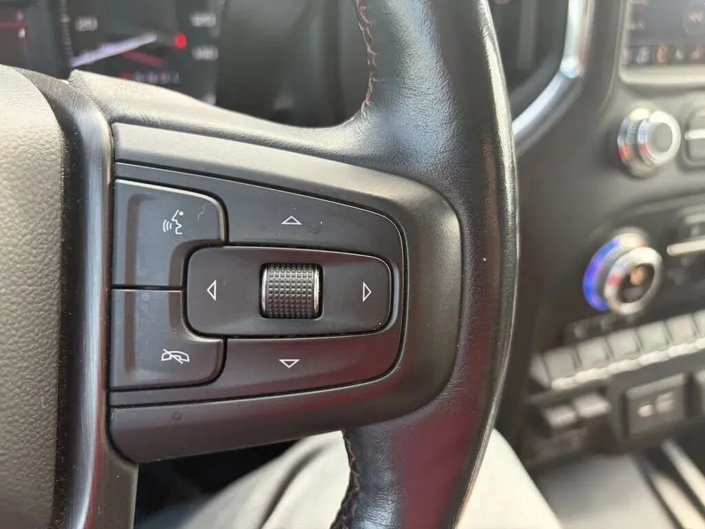 GMC Sierra photo 28