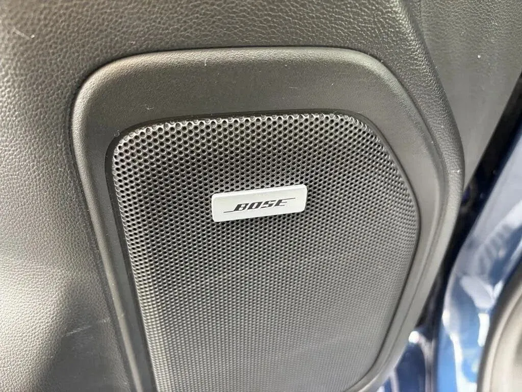 Chevrolet Silverado photo 22