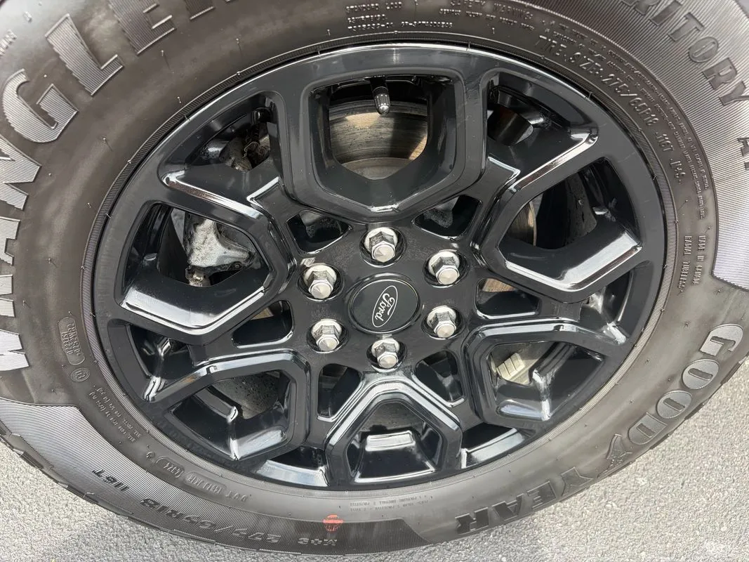 Ford F-150 photo 13