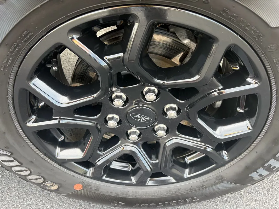 Ford F-150 photo 16
