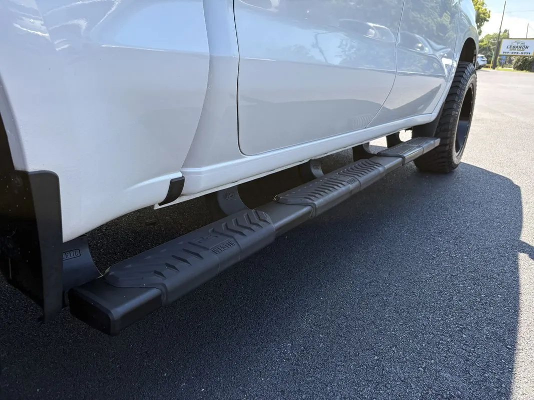 Chevrolet Silverado photo 29