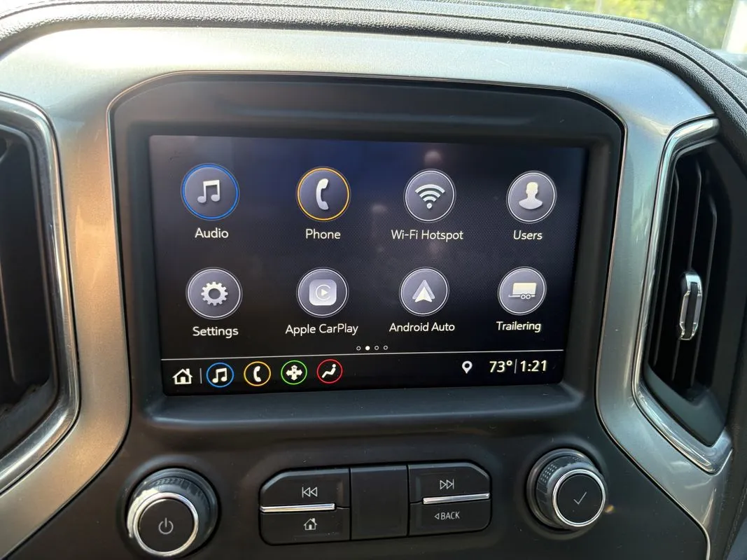 Chevrolet Silverado photo 14