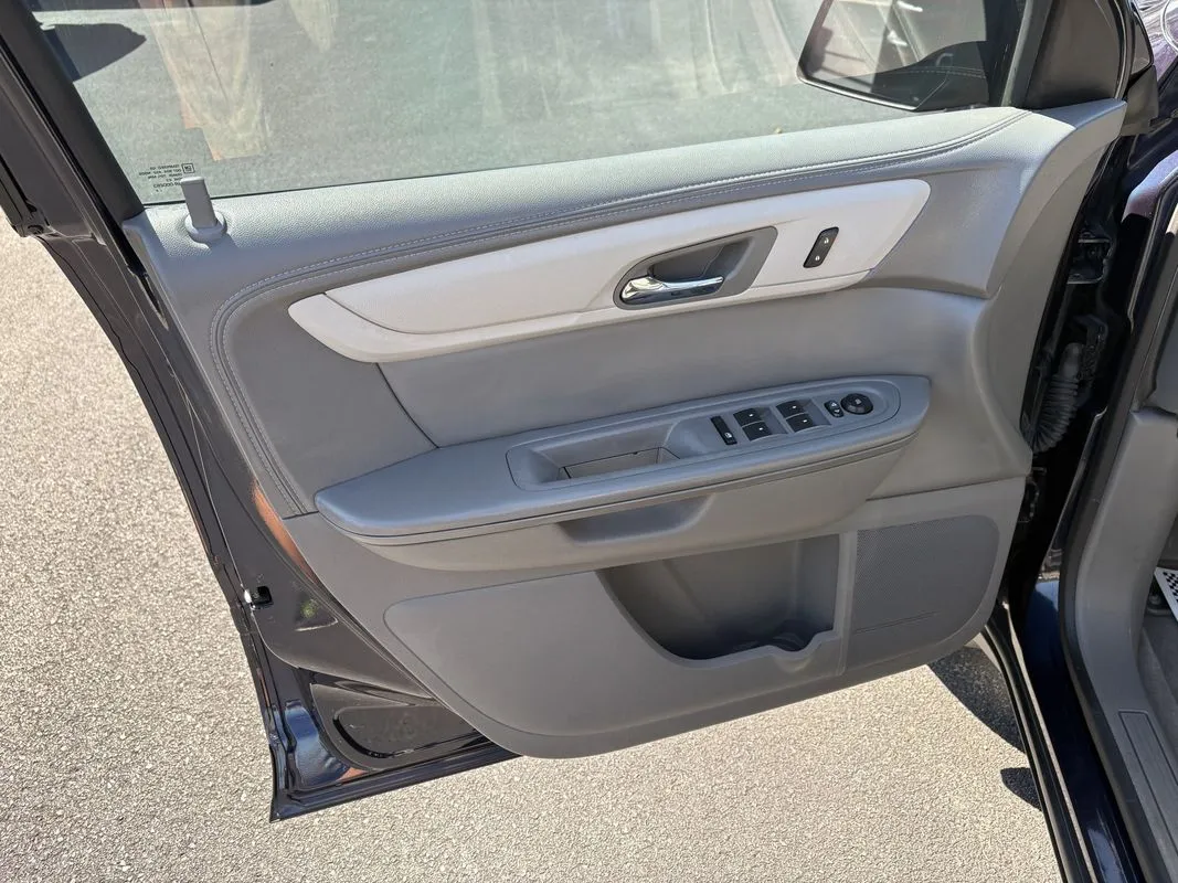 Chevrolet Traverse photo 23
