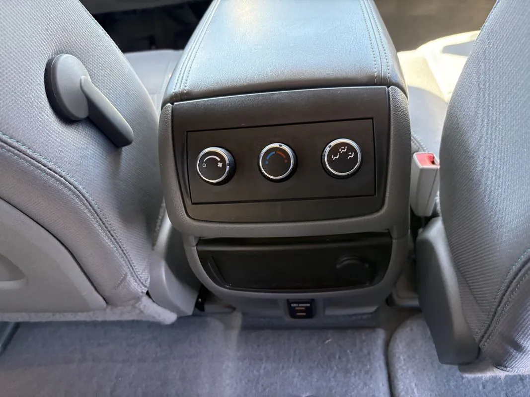 Chevrolet Traverse photo 29