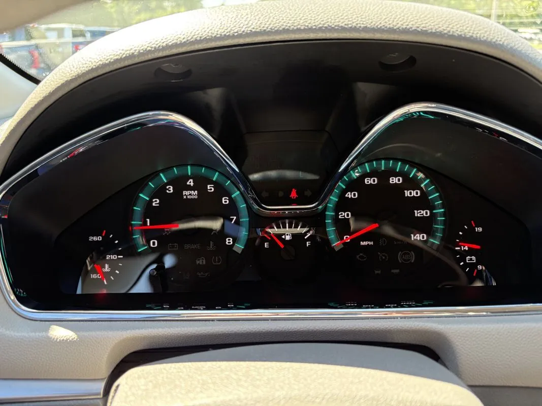 Chevrolet Traverse photo 14