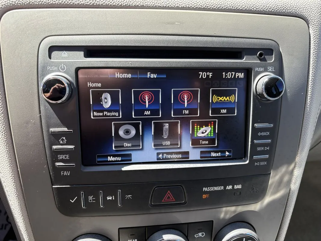 Chevrolet Traverse photo 15