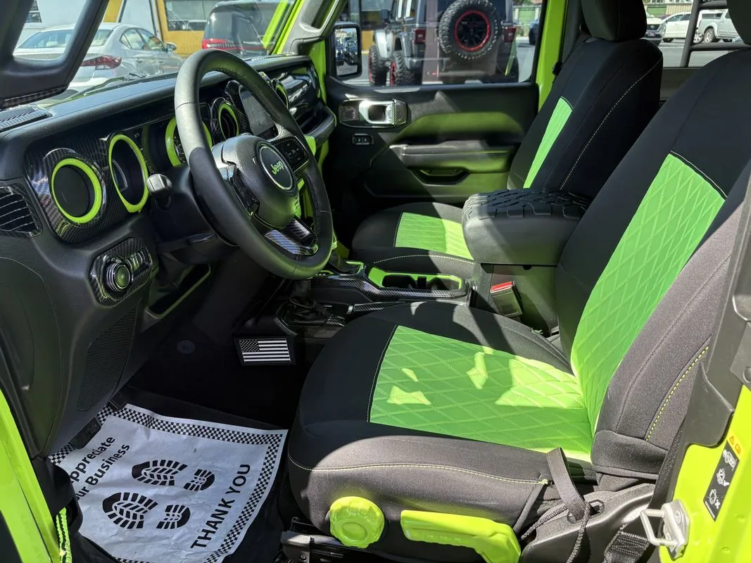 Jeep Wrangler photo 28