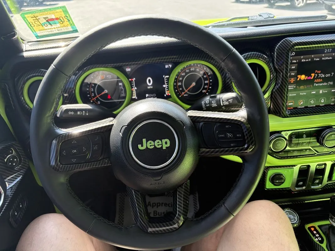 Jeep Wrangler photo 11