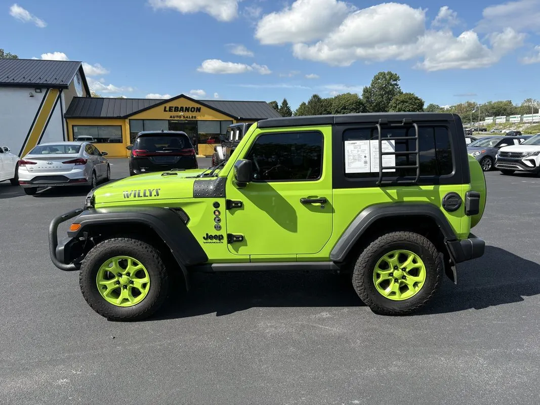 Jeep Wrangler photo 4