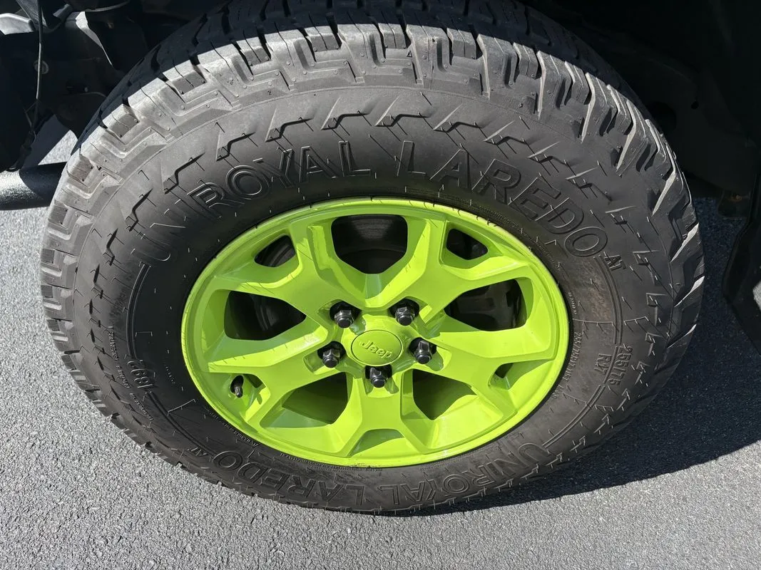 Jeep Wrangler photo 35