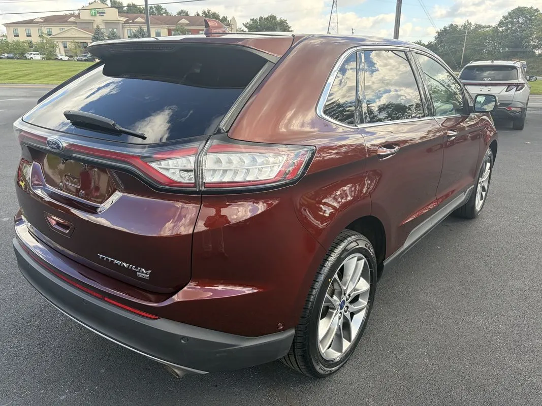 Ford Edge photo 7