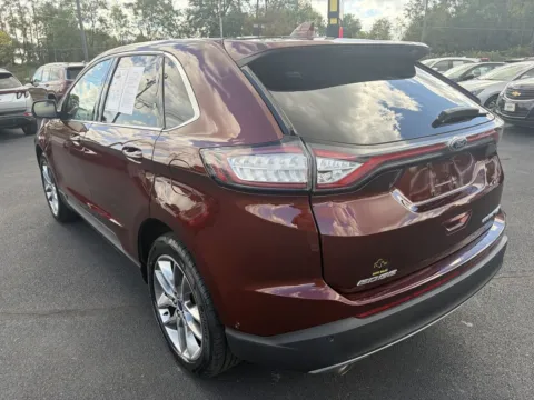 More photos of 2015 Ford Edge Titanium at Lebanon Auto Sales, PA