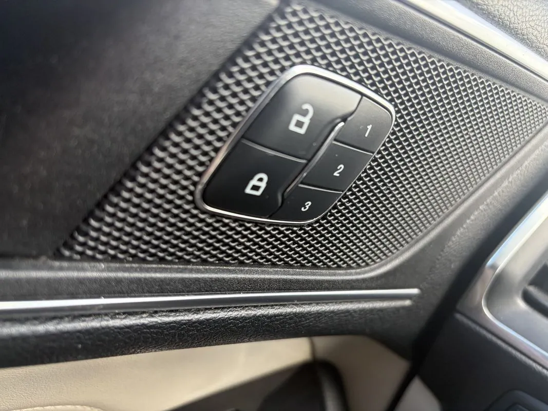 Ford Edge photo 35