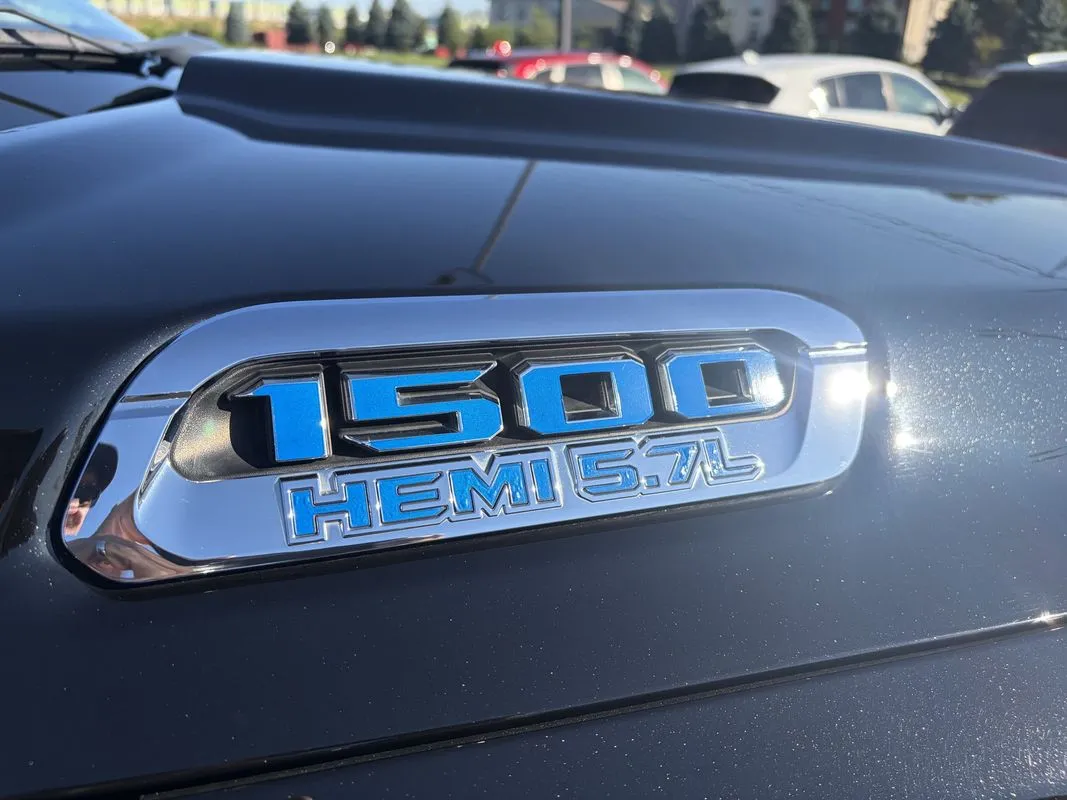 Ram 1500 photo 10