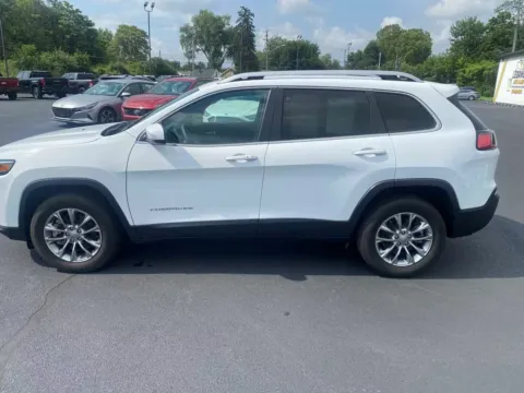 More photos of 2021 Jeep Cherokee Latitude Lux at Lebanon Auto Sales, PA