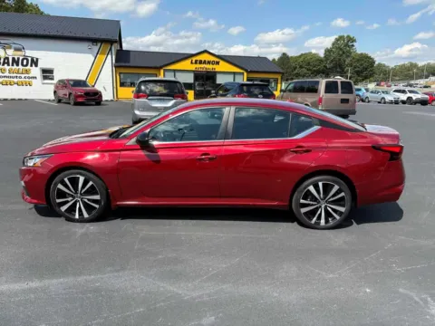 More photos of 2021 Nissan Altima 2.5 SR at Lebanon Auto Sales, PA