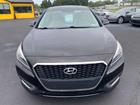 Photos of 2016 Hyundai SONATA Hybrid Blue Limited for sale in Lebanon, PA at Lebanon Auto Sales