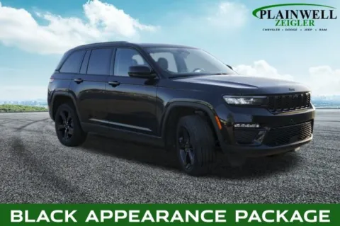 More photos of 2023 Jeep Grand Cherokee Limited at Zeigler Chrysler Dodge Jeep Ram of Plainwell, MI