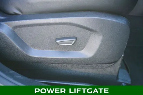 More photos of 2024 Ford Edge SEL at Zeigler Chrysler Dodge Jeep Ram of Plainwell, MI