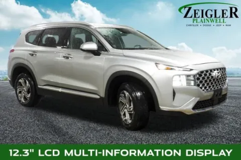 More photos of 2022 Hyundai Santa Fe SEL at Zeigler Chrysler Dodge Jeep Ram of Plainwell, MI