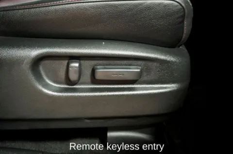 More photos of 2022 Honda Ridgeline Black Edition at Zeigler Chrysler Dodge Jeep Ram of Plainwell, MI