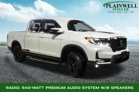 More photos of 2022 Honda Ridgeline Black Edition at Zeigler Chrysler Dodge Jeep Ram of Plainwell, MI