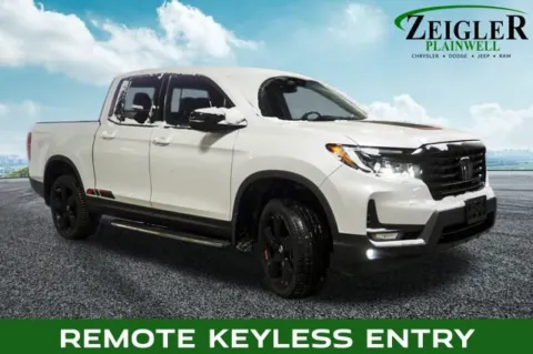 More photos of 2022 Honda Ridgeline Black Edition at Zeigler Chrysler Dodge Jeep Ram of Plainwell, MI