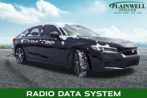 More photos of 2022 Honda Civic Touring at Zeigler Chrysler Dodge Jeep Ram of Plainwell, MI