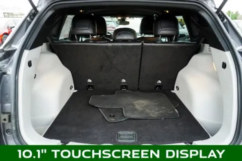 More photos of 2023 Jeep Compass Limited at Zeigler Chrysler Dodge Jeep Ram of Plainwell, MI