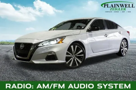 Silver 2020 Nissan Altima 2.5 SR for sale in Plainwell, MI