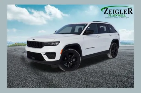 White 2023 Jeep Grand Cherokee Altitude X for sale in Plainwell, MI
