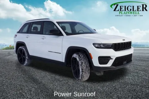 More photos of 2023 Jeep Grand Cherokee Altitude X at Zeigler Chrysler Dodge Jeep Ram of Plainwell, MI