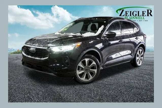 2025 Ford Escape Platinum for sale in Plainwell, MI